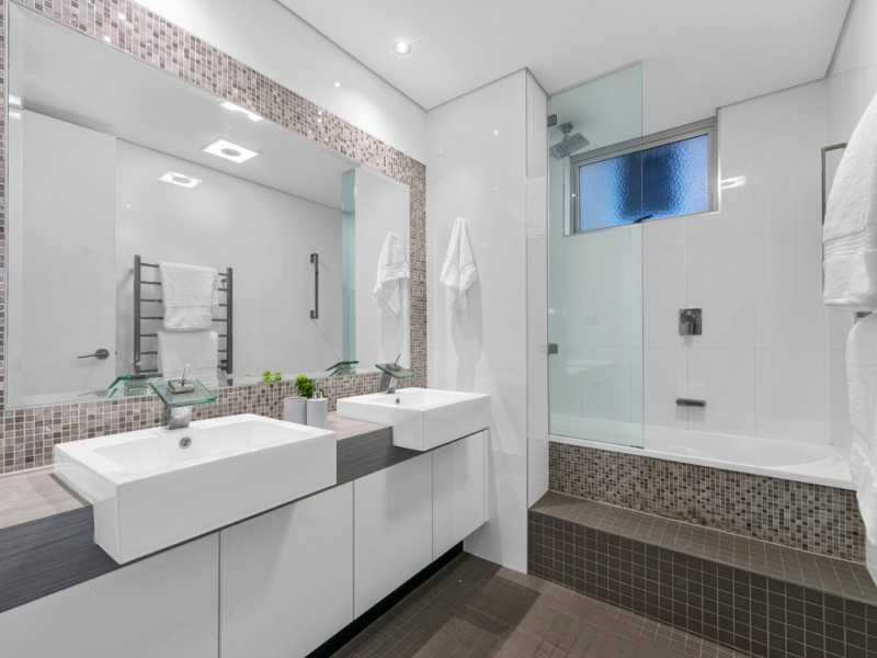 118 Bell Street, Kangaroo Point QLD 4169