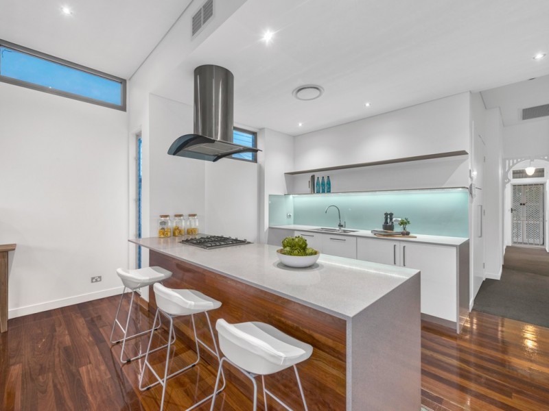 118 Bell Street, Kangaroo Point QLD 4169