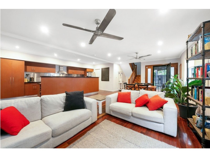 42 Rawlins Street, Kangaroo Point QLD 4169