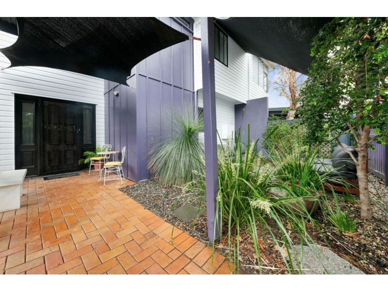 42 Rawlins Street, Kangaroo Point QLD 4169