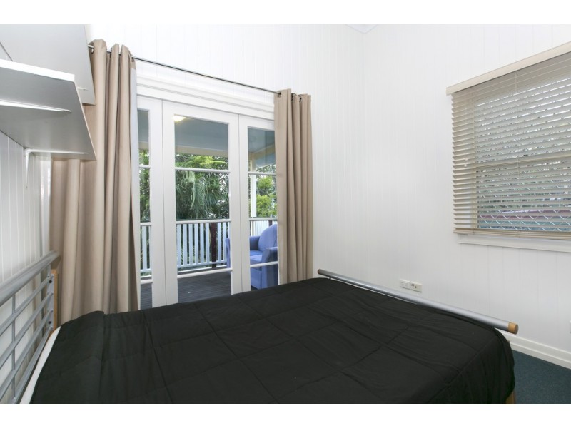 34 Redfern Street, Woolloongabba QLD 4102