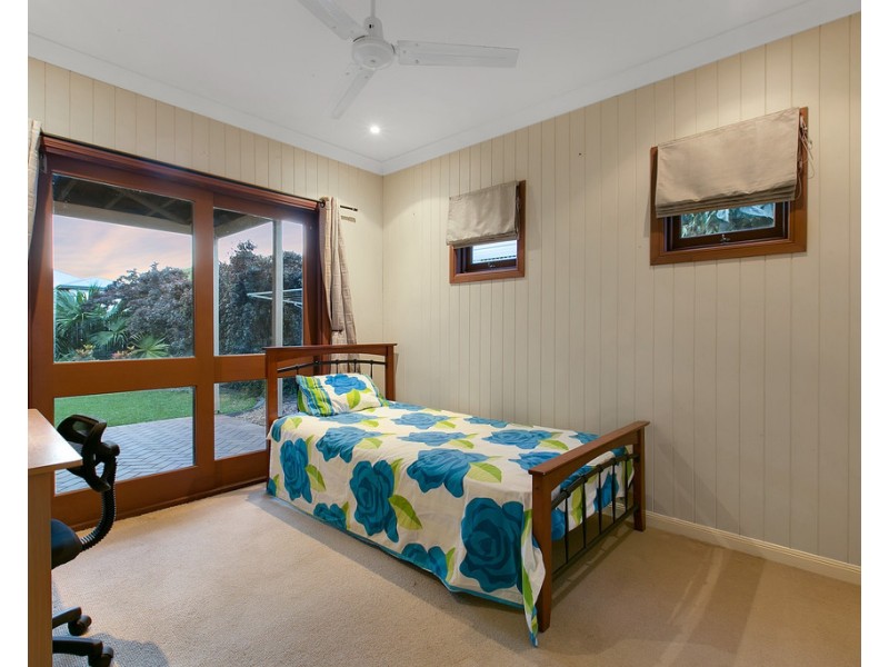 30 Redfern Street, Woolloongabba QLD 4102