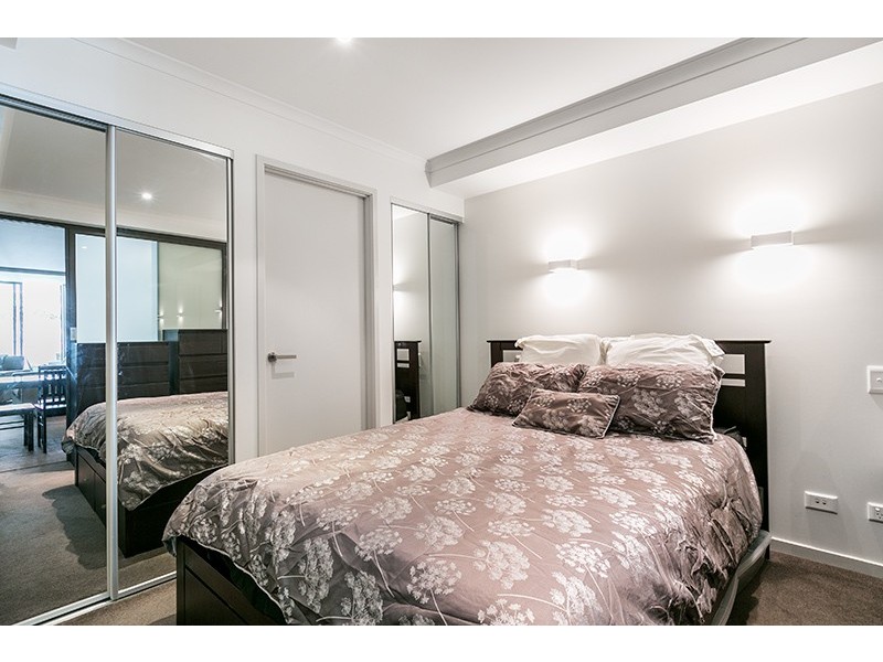 206/16 Merivale Street, South Brisbane QLD 4101