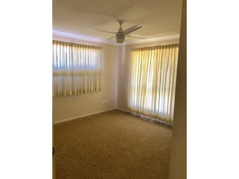 42 Lawn Terrace, Capalaba QLD 4157