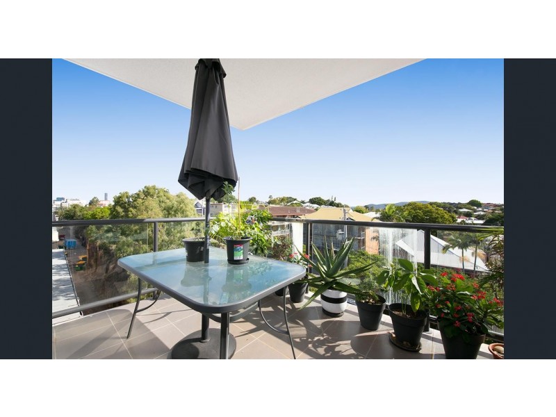 17/49 ROSEMOUNT STREET, Windsor QLD 4030