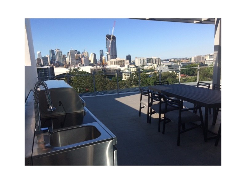 32 Russell St, South Brisbane QLD 4101