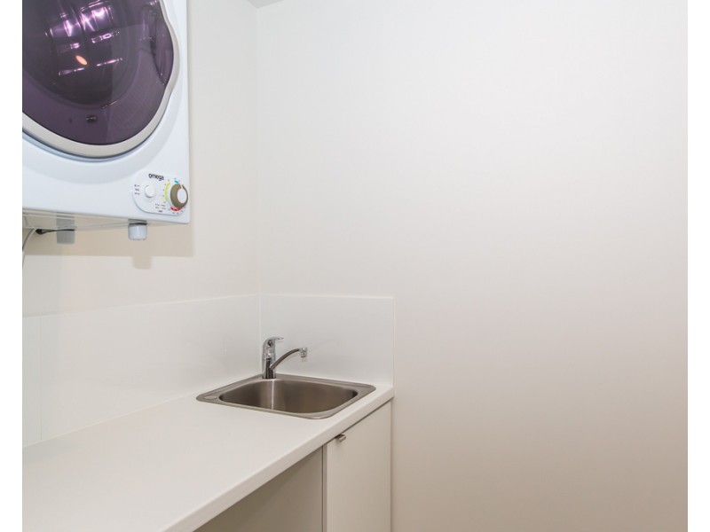 708/18 Duke Street, Kangaroo Point QLD 4169