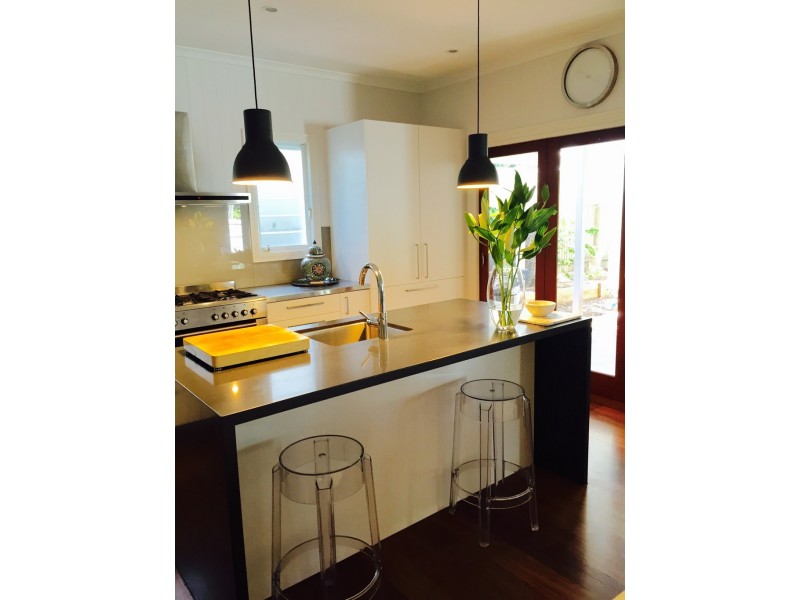 4 Govett Avenue, Hawthorne QLD 4171