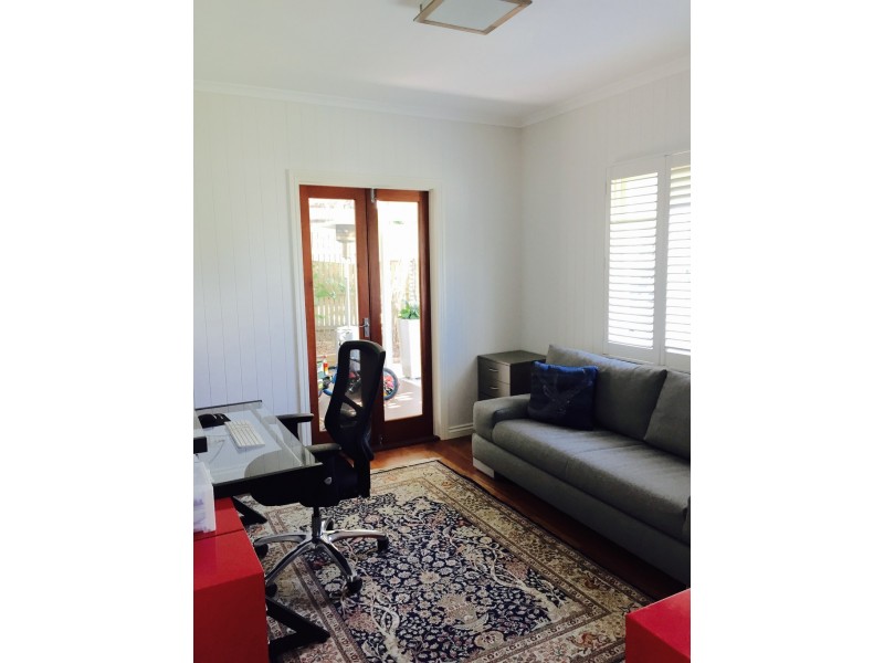 4 Govett Avenue, Hawthorne QLD 4171