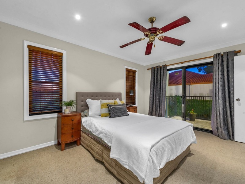 17 Gill Street, Holland Park QLD 4121