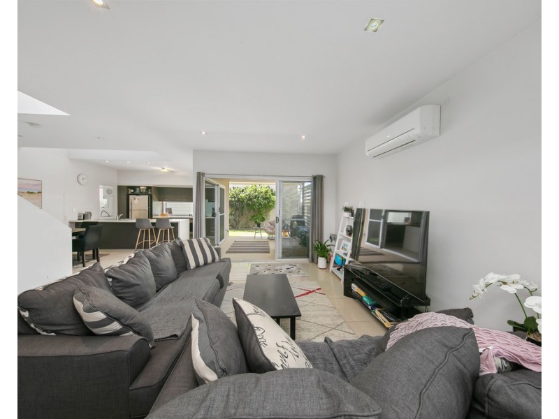 3/99 Ashby Street, Fairfield QLD 4103