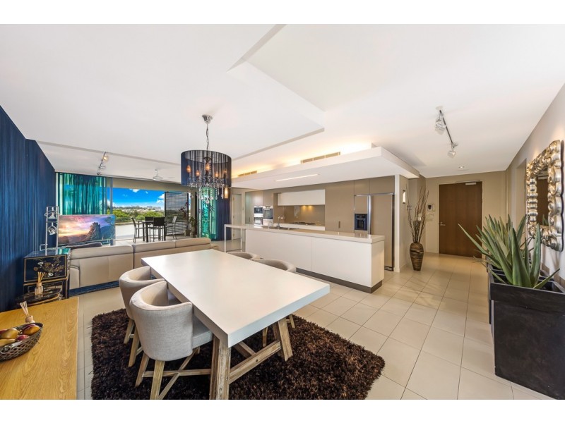 335/90 Wynnum Road, Norman Park QLD 4170