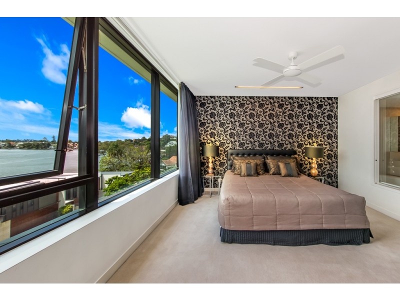 335/90 Wynnum Road, Norman Park QLD 4170