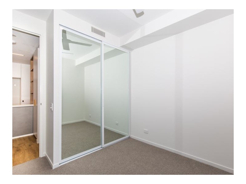 18 Duke Street, Kangaroo Point QLD 4169