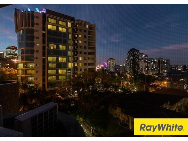 15 41-45 Lambert Street, Kangaroo Point QLD 4169