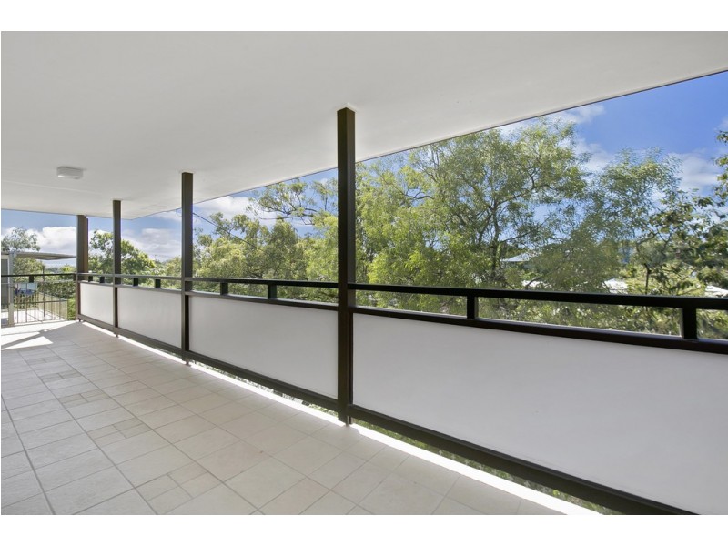 3 Cam Lane, Annerley QLD 4103
