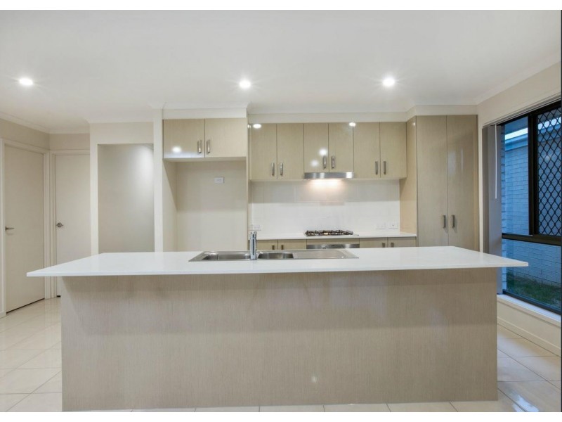 64 Barrett Street, Bracken Ridge QLD 4017