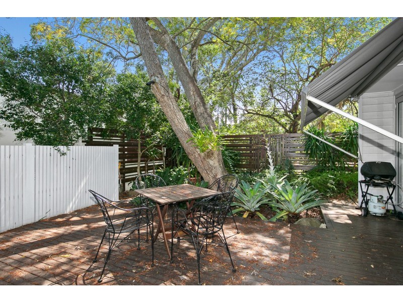 6 Fraser Terrace, Highgate Hill QLD 4101