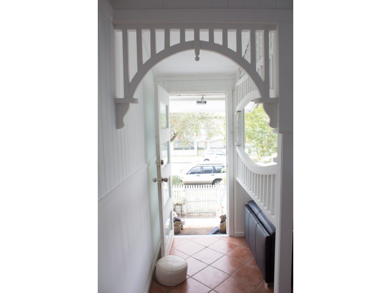 38 Oxley Station Road, Oxley QLD 4075