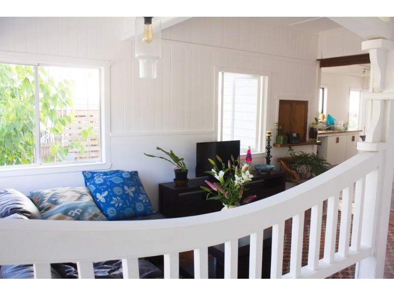 38 Oxley Station Road, Oxley QLD 4075