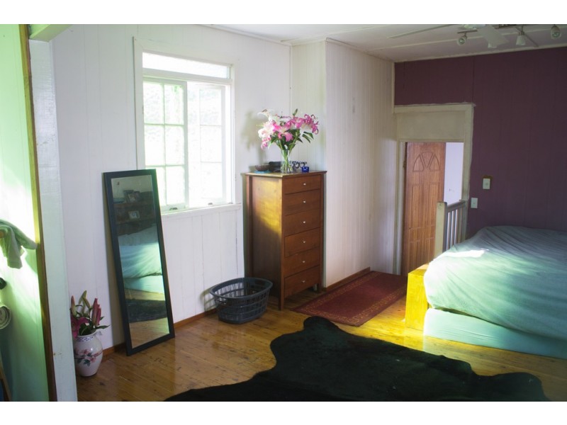 38 Oxley Station Road, Oxley QLD 4075