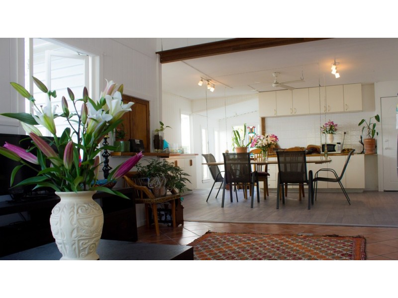 38 Oxley Station Road, Oxley QLD 4075