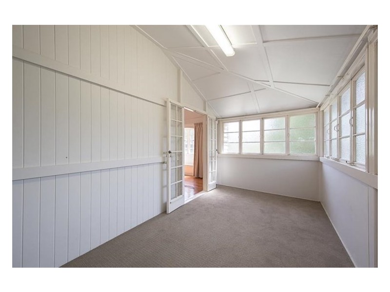 55 Cornwall Street, Annerley QLD 4103