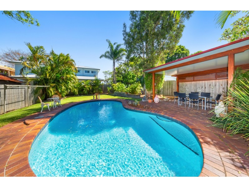 21 Seventh Avenue, Kedron QLD 4031
