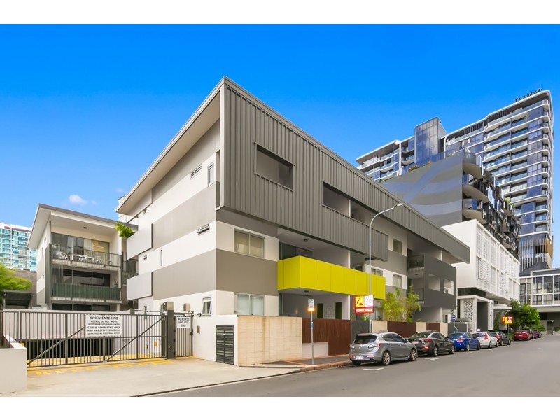 109/28 Masters Street, Newstead QLD 4006