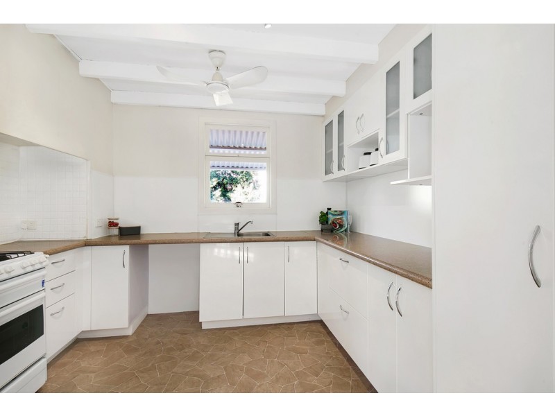 18 Ross Street, Woolloongabba QLD 4102