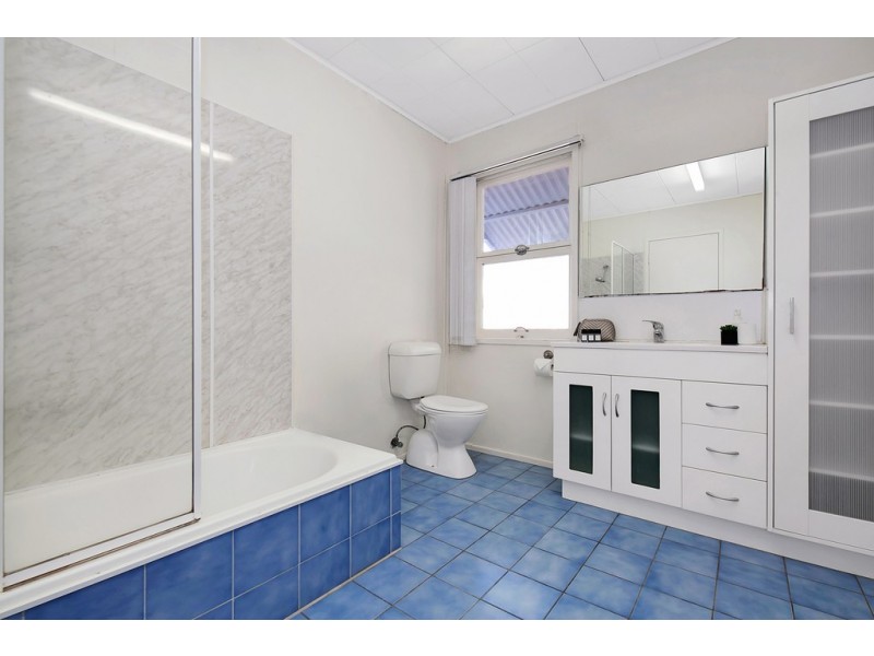 18 Ross Street, Woolloongabba QLD 4102