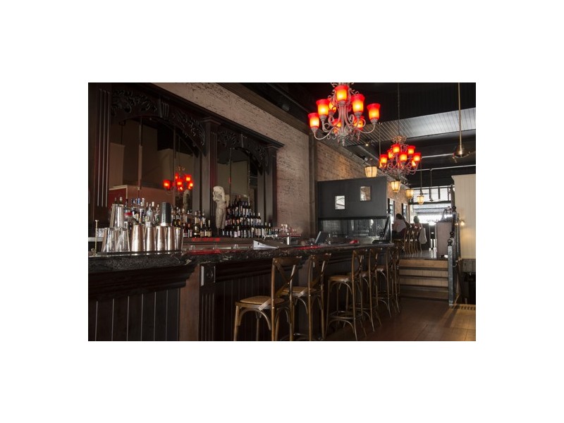 18 Ross Street, Woolloongabba QLD 4102