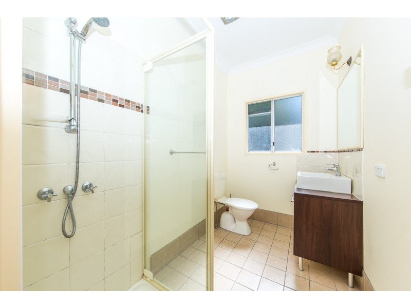 37 Stimpson Street, Fairfield QLD 4103