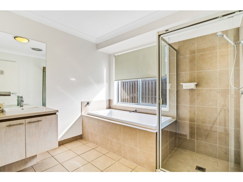 40 Stinson Circuit, Coomera QLD 4209