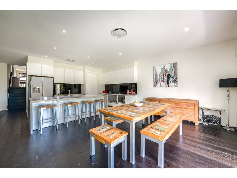 2301 Vardon Lane, Sanctuary Cove QLD 4212