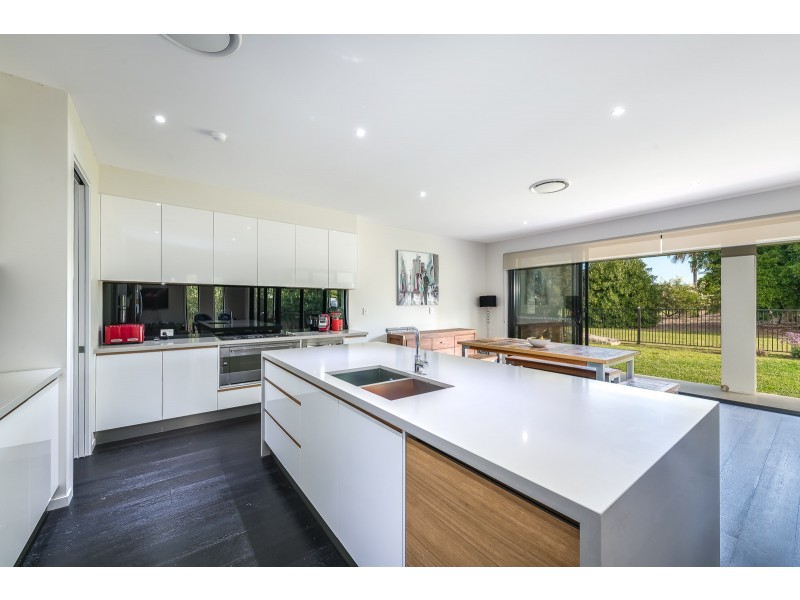 2301 Vardon Lane, Sanctuary Cove QLD 4212