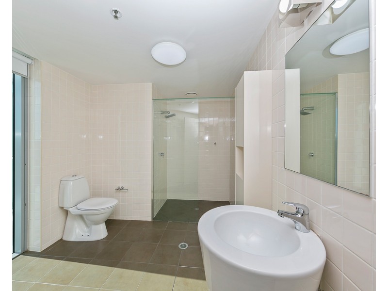 226/18 Tank Street, Brisbane City QLD 4000