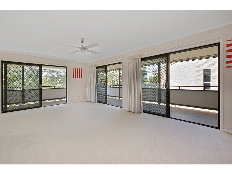 3 Cam Lane, Annerley QLD 4103