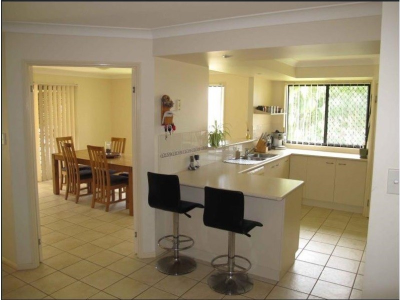 52 Belford Drive, Wellington Point QLD 4160