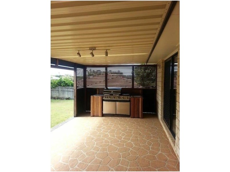 52 Belford Drive, Wellington Point QLD 4160