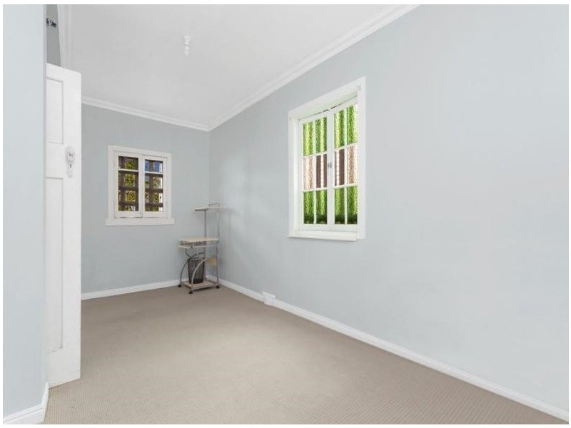 7 West Street, Highgate Hill QLD 4101