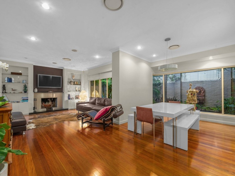 18 Astolat Street, Yeronga QLD 4104