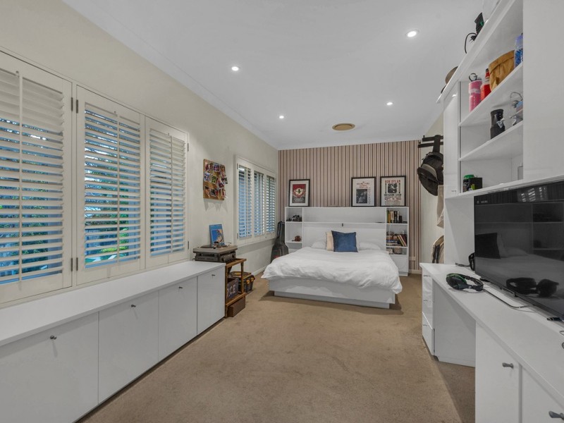 18 Astolat Street, Yeronga QLD 4104