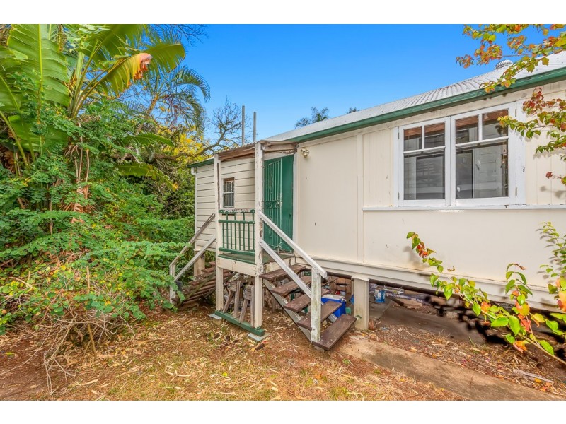 2/64 Rosecliffe Steet, Highgate Hill QLD 4101