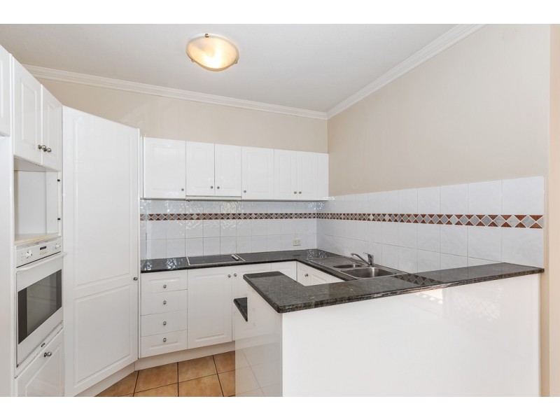 8/87 Hampstead Road, Highgate Hill QLD 4101