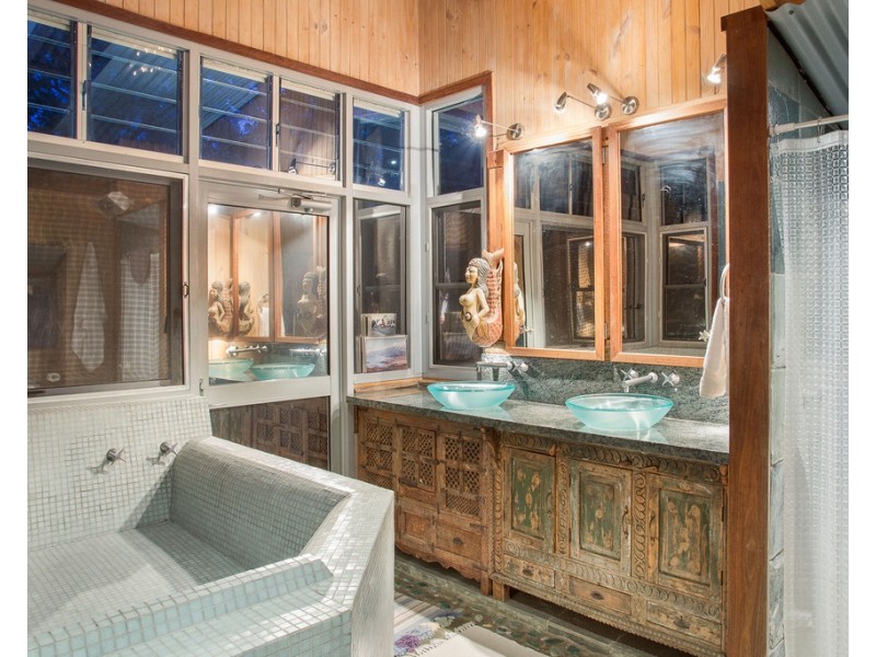 125A Russell Terrace, Indooroopilly QLD 4068