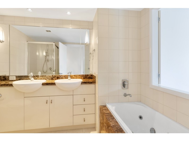 61/6 Merthyr Road, New Farm QLD 4005