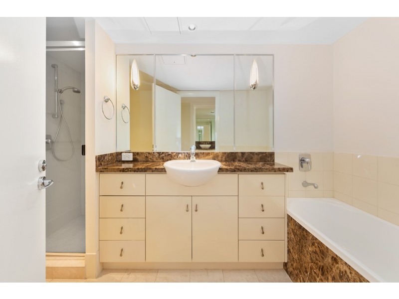 61/6 Merthyr Road, New Farm QLD 4005