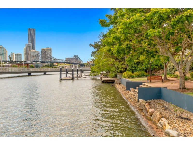 61/6 Merthyr Road, New Farm QLD 4005