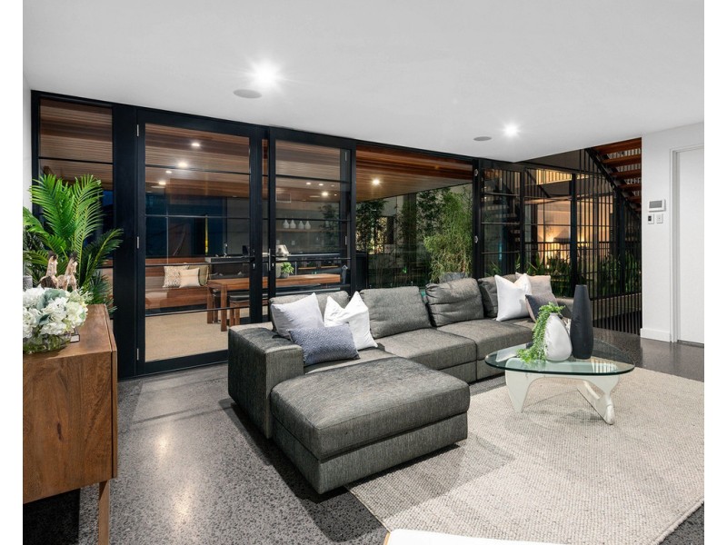 449 Brisbane Corso, Yeronga QLD 4104